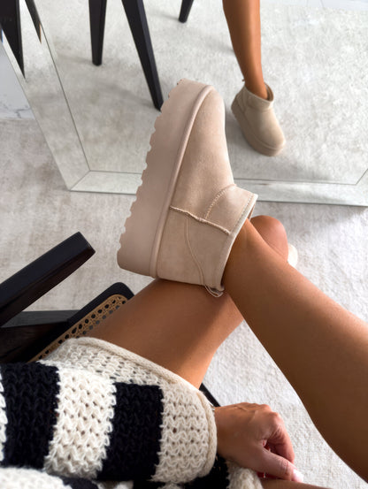 Moda & Olivia™ - Comfy Platform Boots