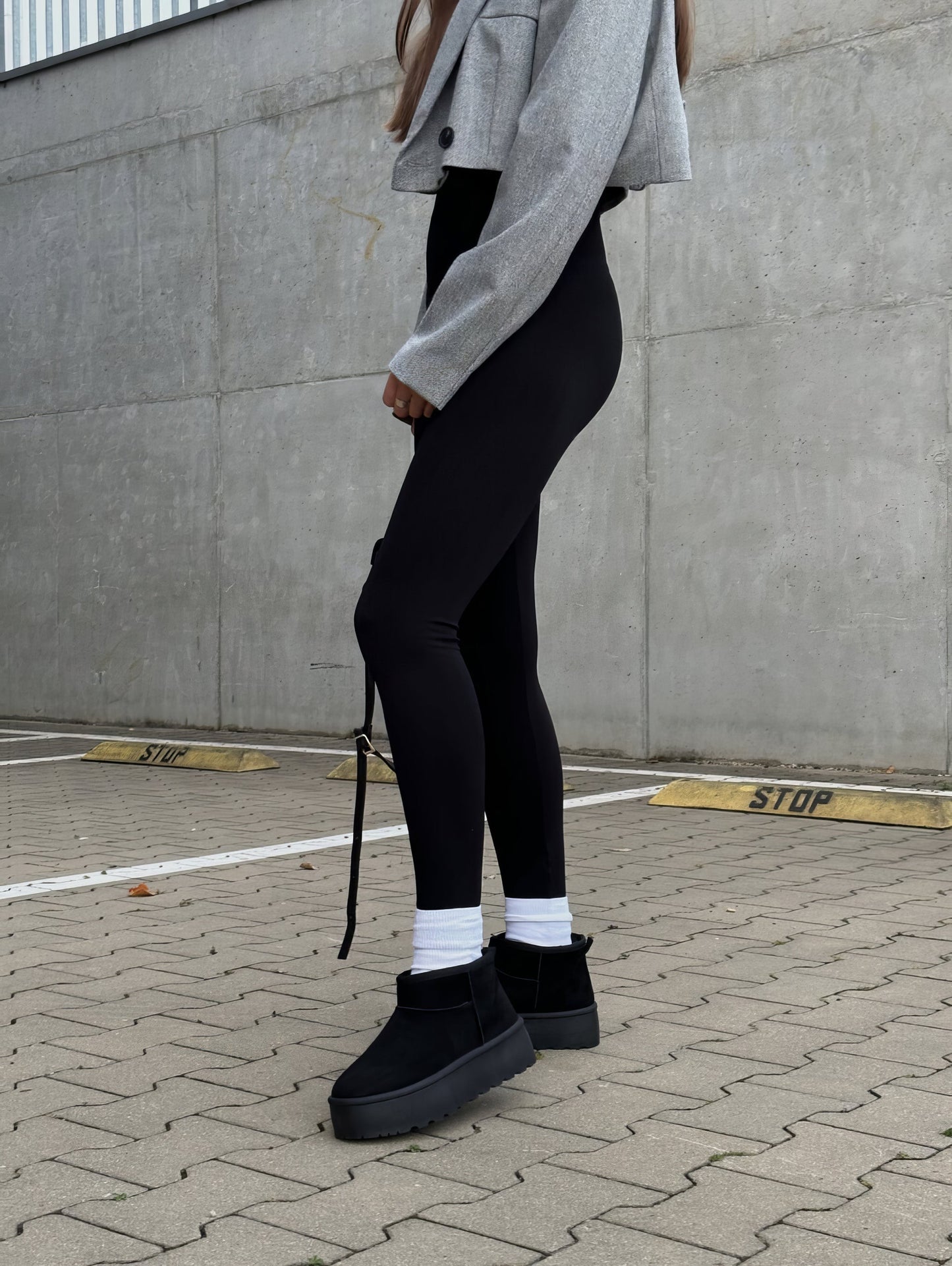 Moda & Olivia™ - Comfy Platform Boots