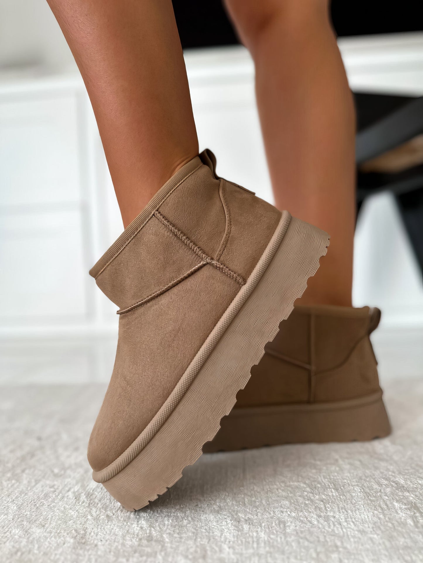 Moda & Olivia™ - Comfy Platform Boots